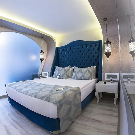 Demonti Hotel 4*